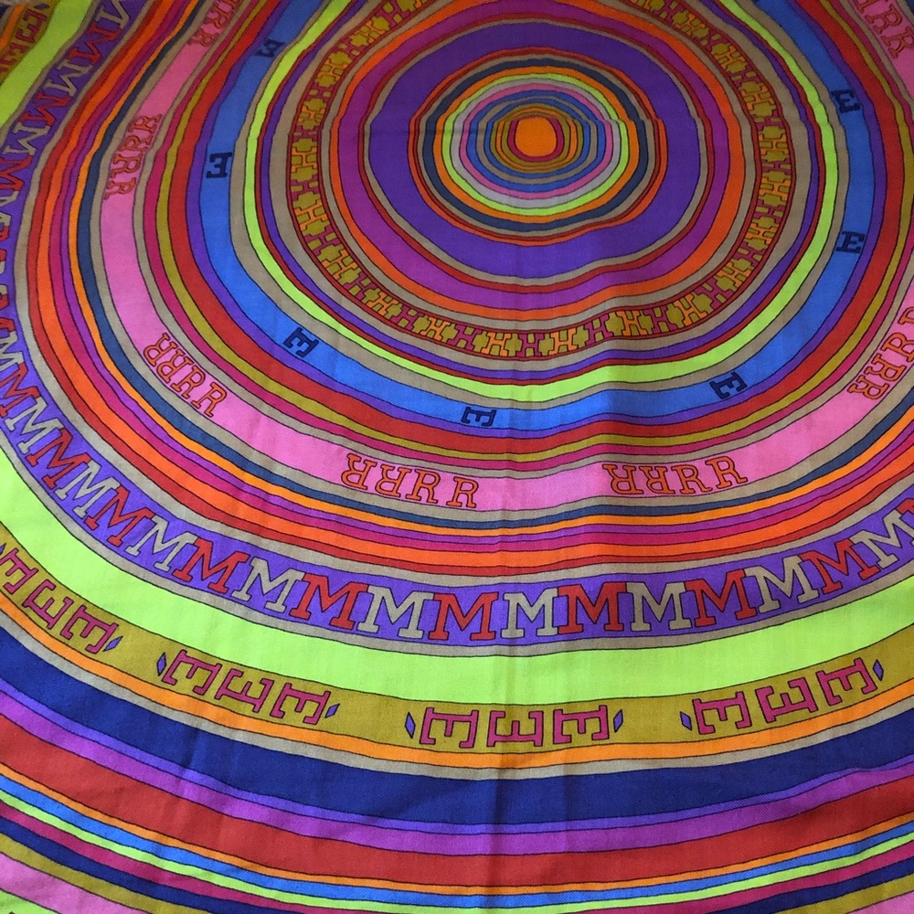(SOLD ) Hermès Tohu Bohu shawl